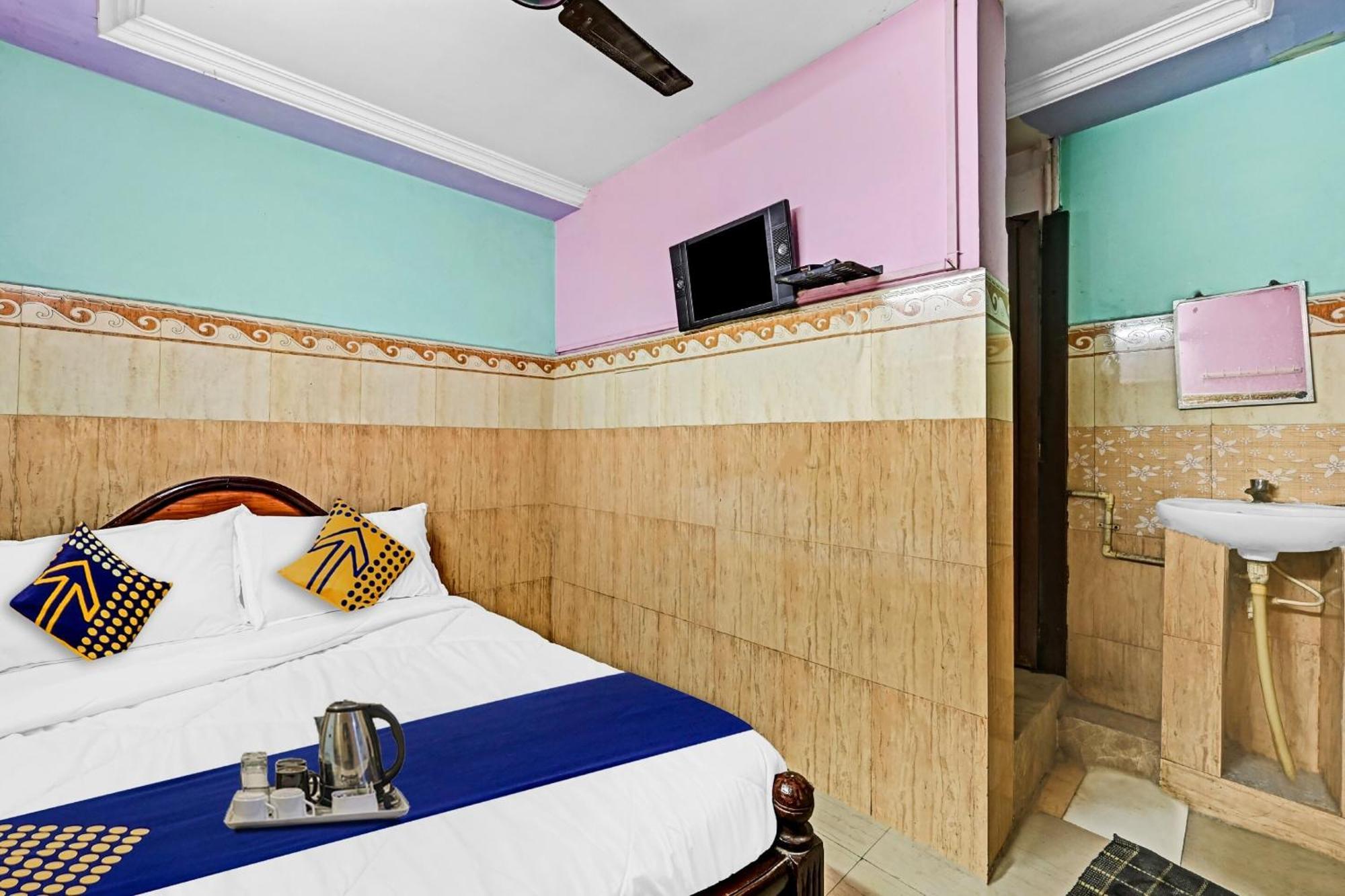 Hotel Spot On Svr Grand Vijayawāda Exterior foto